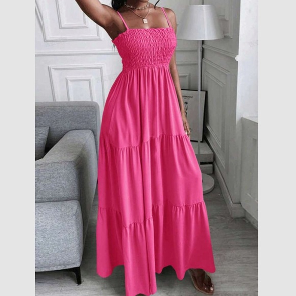 Boho green shirred spaghetti straps dress - Picture 5 of 10